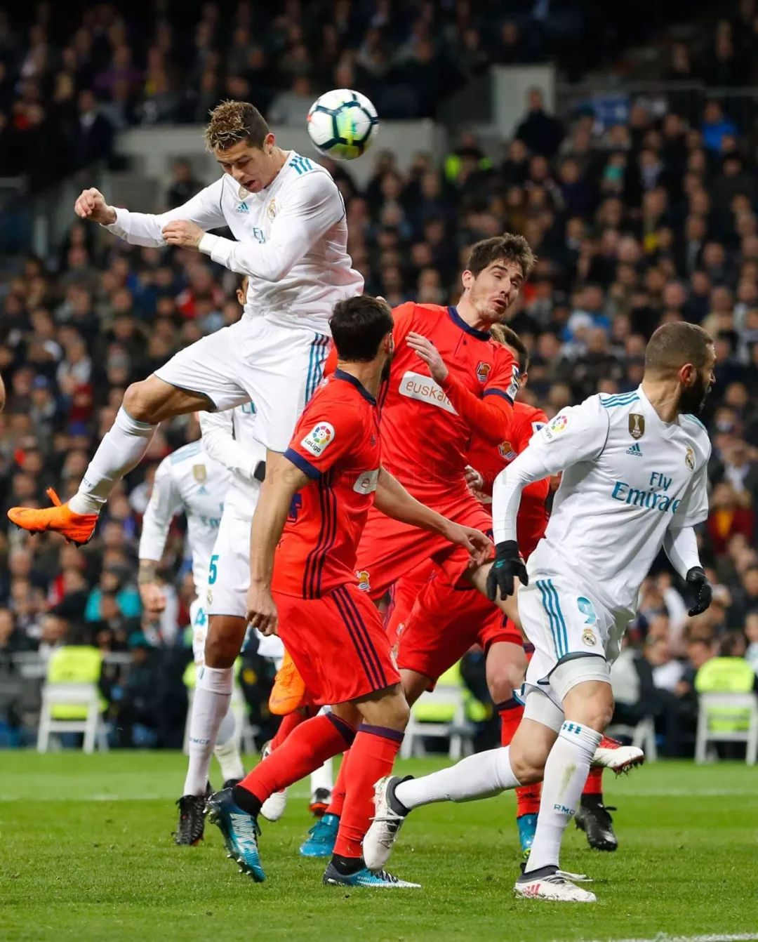 吸引着无数 吸引着无数