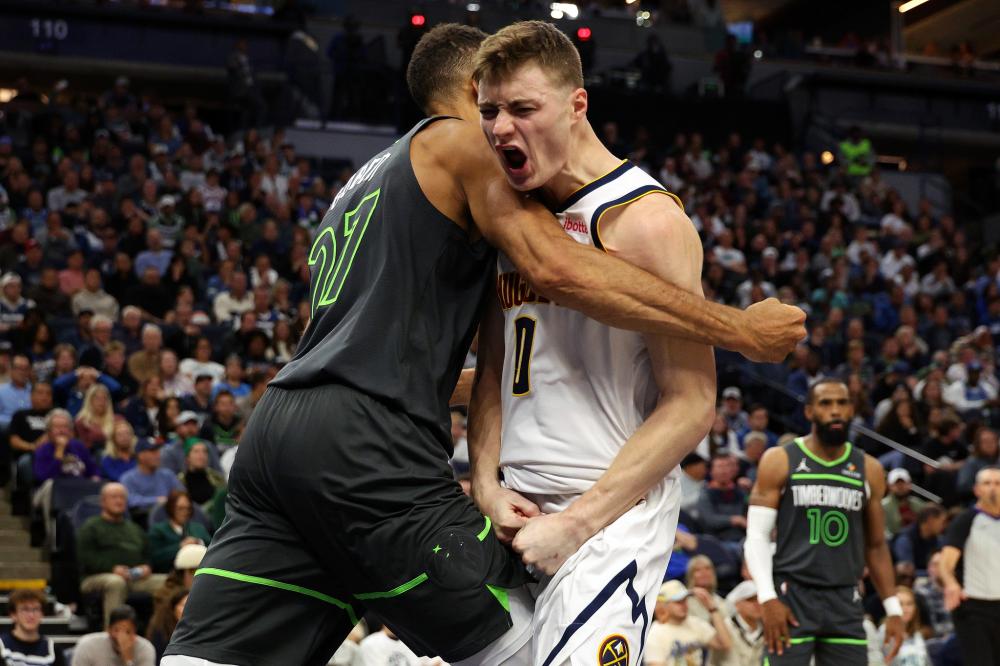 充满诗意的 充满诗意的