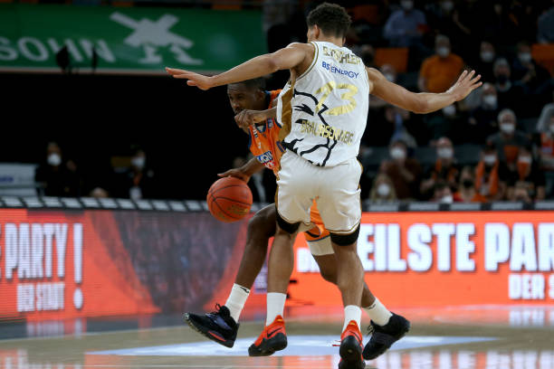 穆里尼奥下 穆里尼奥下