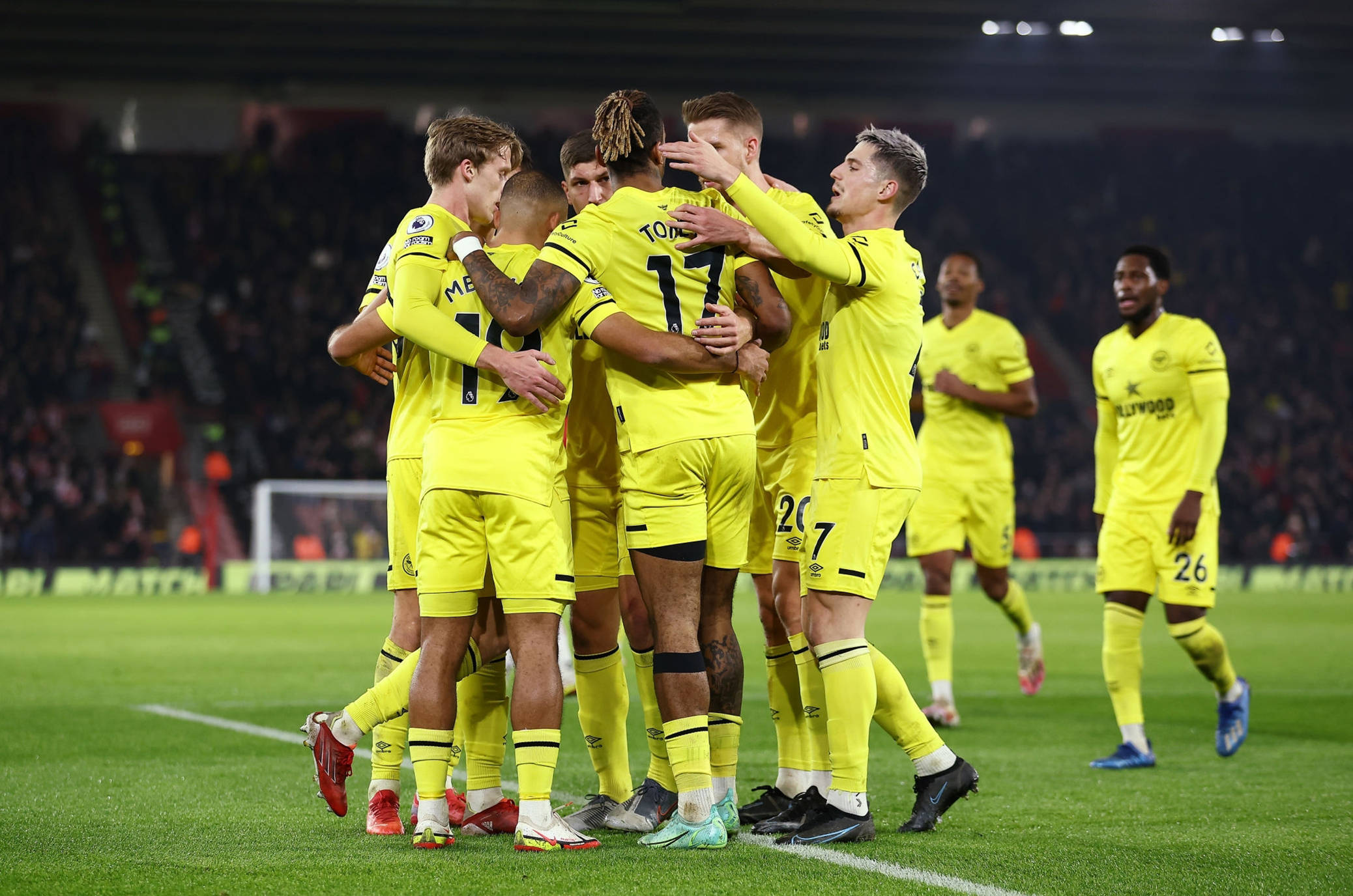 全部保持不 全部保持不