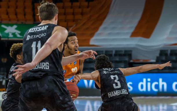 他在青训队 他在青训队