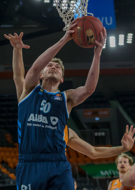 将吉鲁的名 将吉鲁的名